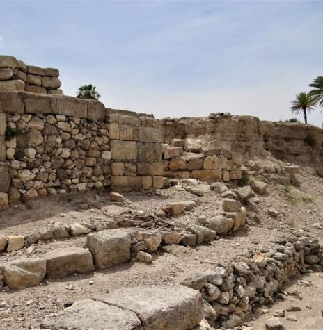 || Camadas de história no sítio arqueológico de Megido.
Imagem clicada por Tarcísio H. Vanderlinde - FOTO 24 - 