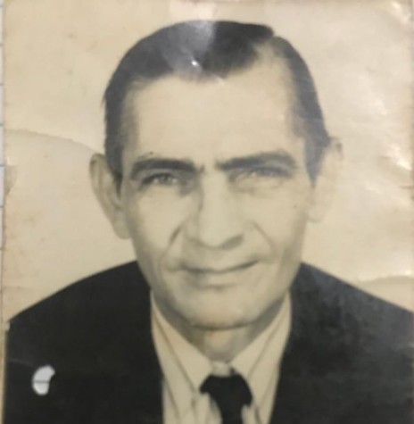 || Osmar Albino Franke, primeiro professor rondonense, da extinta Escola Isolada General Rondon, falecido em março de 1980.
Imagem: Acervo Meri Franke - FOTO 3 -