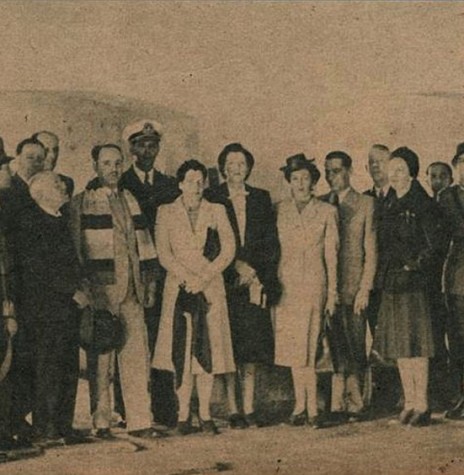 !! Autoridades e convidados na entrega do avião na cidade de Foz do Iguaçu, em abril de 1941.
Imagem: Acervo e legenda de  Walter Dysarcz - FOTO 12 - 