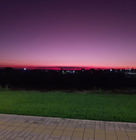 || Crepúsculo na cidade de Marechal Cândido Rondon, em 27 de abril de 2023, em foto clicada a partir do Bairro Ana Paula.
Imagem: Acervo e crédito do rondonense Matias Graff - FOTO 32 - 