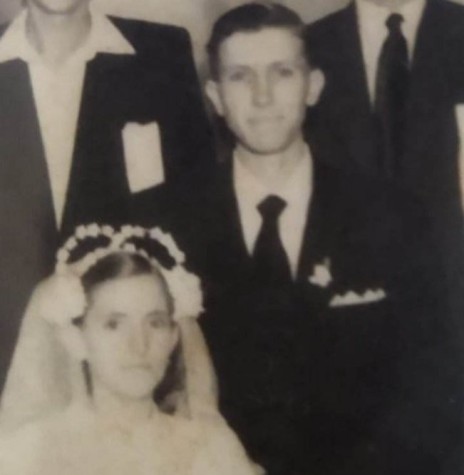 || Noivos Elli Uecker e Raul Schöne, jovens pioneiros rondonenses, que casaram-se em maio de 1958.
Imagem: Acervo Neusa Schöne - FOTO 1 -