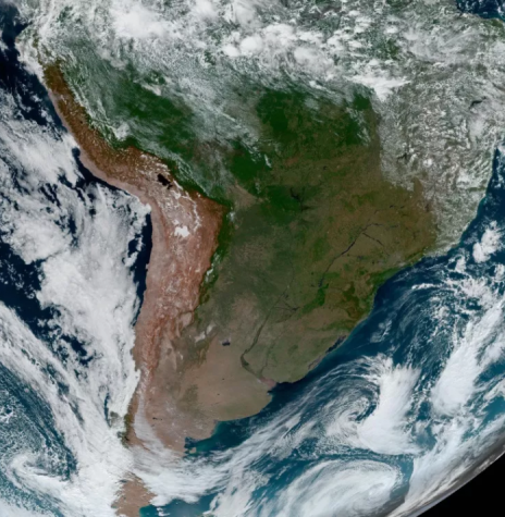 || Imagem de satélite mostrando a grande área da América do Sul sem nebulosidade, em maio de 2023.
Imagem: Acervo Metsul - FOTO 25 - 