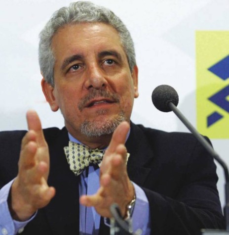 || Henrique Pizzolato ex-presidente do Sindicato dos Bancários de Toledo e Região. 
Imagem: Acervo MidiaMax - FOTO 8 _ 
