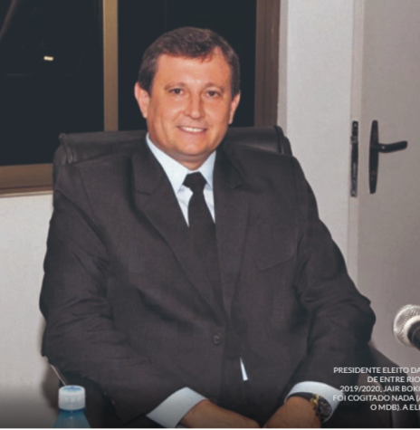 Vereador Jair Bokorni eleito presidente da Câmara Municipal de Entre Rios do Oeste para o biênio 2019/2020. 
Imagem: Acervo O Presente - FOTO 16 -
