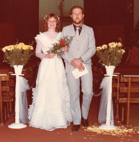 || Casal de noivos Nelson Bleich e Genici Weyh que se casaram em 24 de dezembro de 1983. 
Imagem: Acervo do casal - FOTO 8 - 
