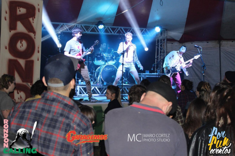 Banda Casa de Tolerância (Marechal Cândido Rondon): Marcos Mainerz (Babosa), Cleriston  Santos, Jonas Koren (Vassoura) e Marcelo Fink