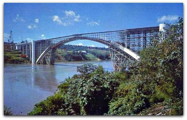 Imagem: Acervo Waldir Guglielmi Salvan ( Santa Terezinha de Itaipu (PR) / Facebook. 