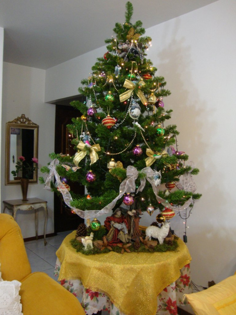 Pinheiro de Natal na residência d casal Vilton Graff. 
Imagem: Acervo da Família