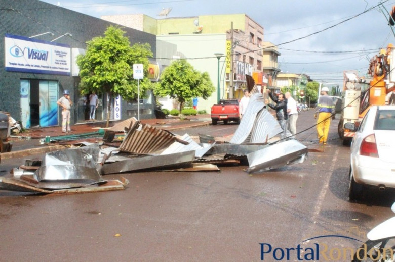 Rua Santa Catarina na esquina coma Rua Sete de Setembro. 
Crédito da imagem: não identificado. 