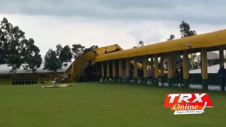 Destruição junto a unidade industrial de aves da Copagril .
Autor da imagem: Não identificado. 