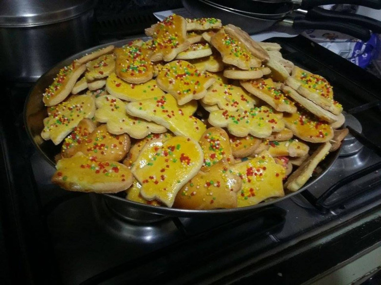 Bolachas decorativas confeccionadas pela professora Eloise Schmitt para as comemorações do Natal 2016 entre familiares e amigos. 
Imagem: Acervo idem