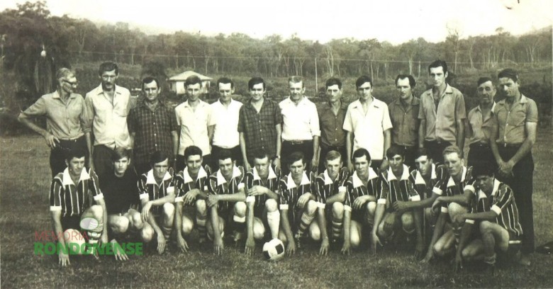 Equipe do Esporte Clube Primavera, depois Sociedade Esportiva Cultural Primavera,  da Linha Concórdia. 
Imagem: Acervo Vilton Graff