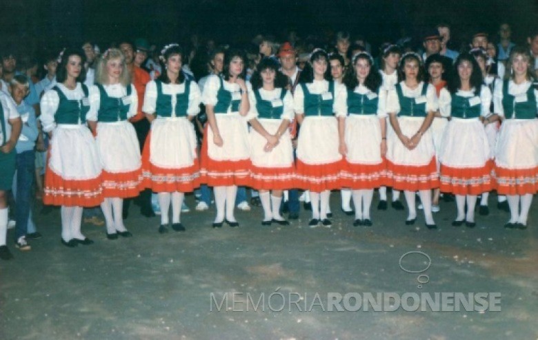 || Recepcionistas da 1ª Oktoberfest de 1987.