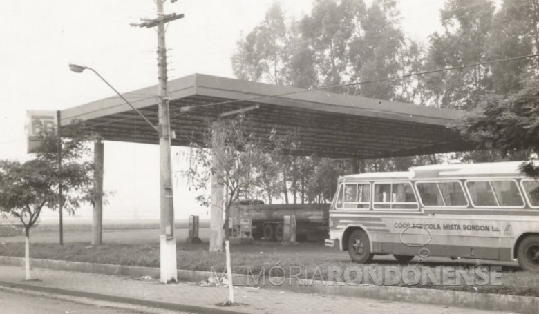 Primeiro posto de combustível junto a sede central da Cooperativa, na cidade de Marechal Cândido Rondon. 