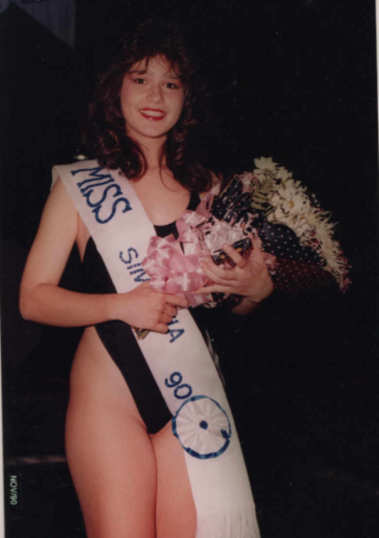 Claudia Méri Schwingel, Miss Simpatia 1990 de Marechal Cândido Rondon.