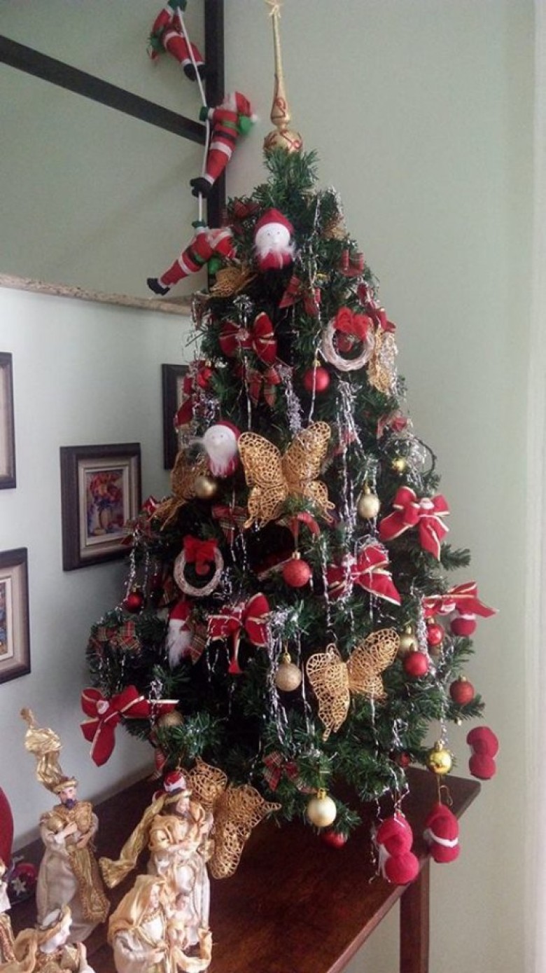 Árvore de Natal do casal Gilson e Marla Viteck Scherer.
Imagem: Acervo pessoal