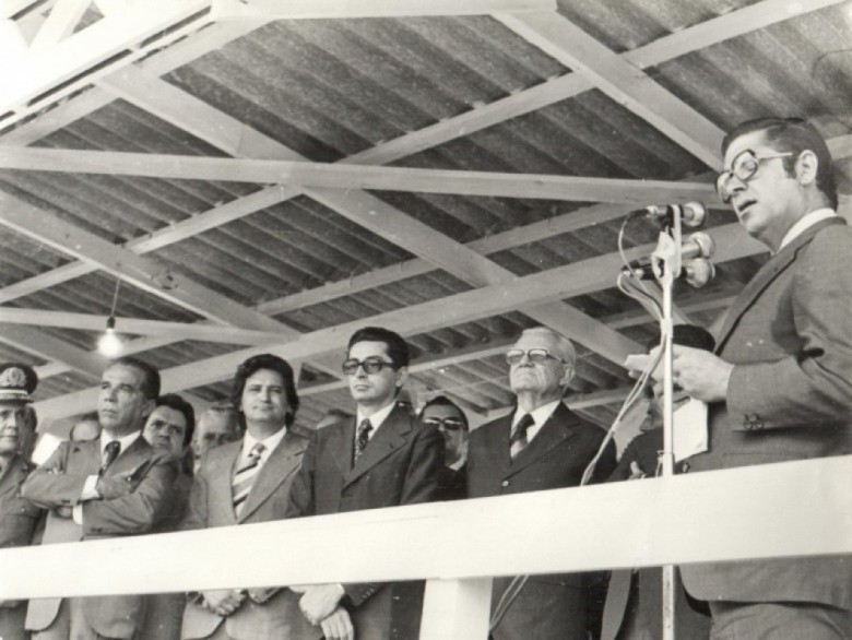 Governador Jayme Canet Júnior saudando o Presidente da República.