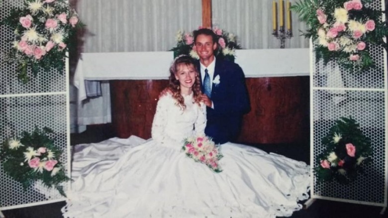 Angela Schultz e Edeson Neunfeld casaram em 15 de novembro de 1997, em Marechal Cândido Rondon (PR).
Imagem: Acervo do casal. 