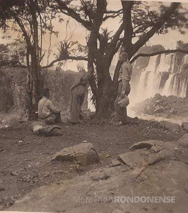 Mais um instantâneio das Cataratas visto do lado argentina, em foto de 1928.
Imagem: Acervo Sérgio Alberto Sanchez.