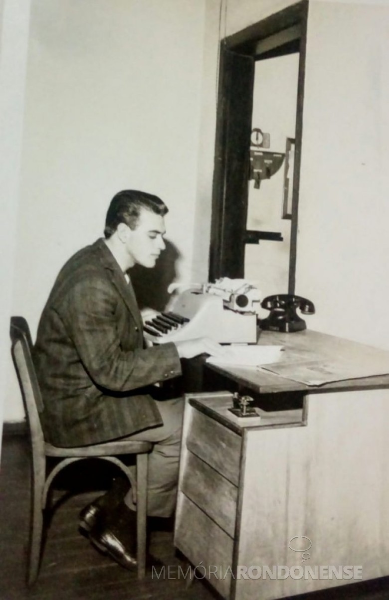 Redator de noticiário na Rádio Difusora Rondon AM. 