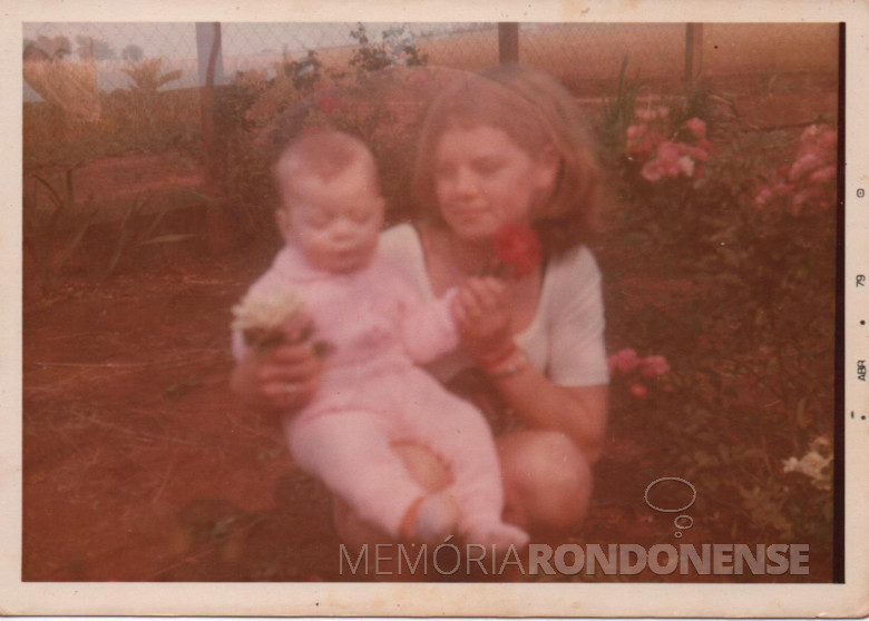 Filhos Renato (nene) e Ilse.