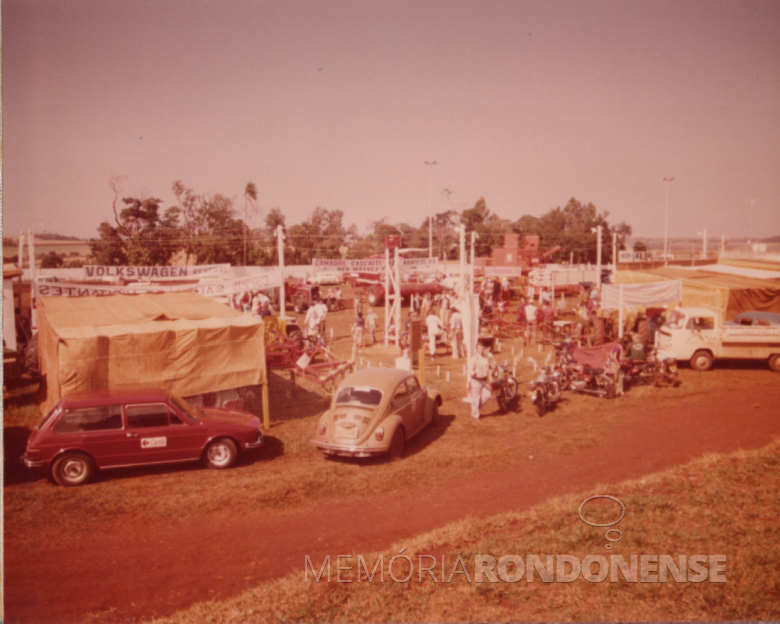23ª página - Vista da Exposição da Indústrria e do Comércio de Marechal Cândido Rondon (Expomar).
