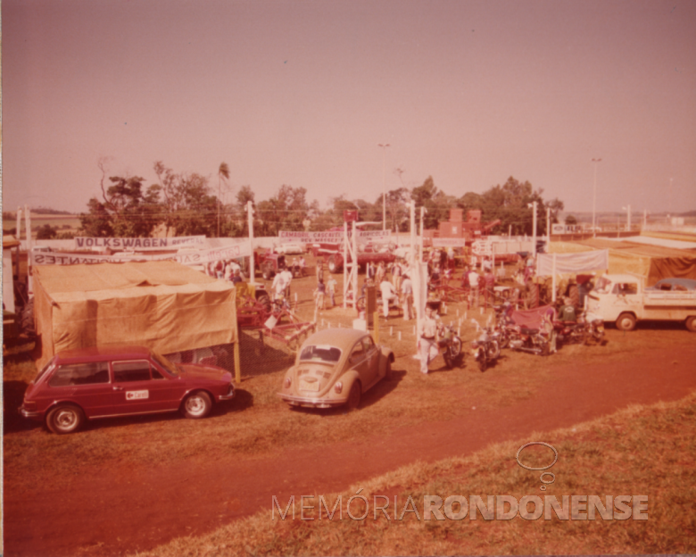 23ª página -  Vista da Exposição da Indústrria e do Comércio de Marechal Cândido Rondon (Expomar). 