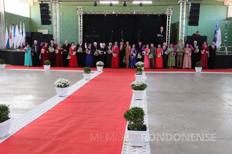 Casais candidatos ao título de Miss e Mister 3ª Idade 2022.