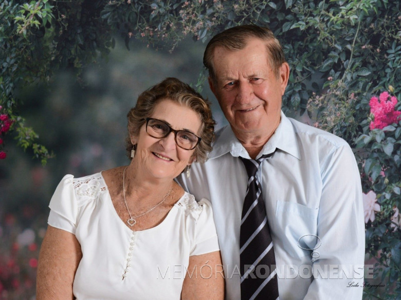 Helena Buss e André Twardowski, do Clube de Idosos 14 de Julho, do distrito de Bom Jardim.