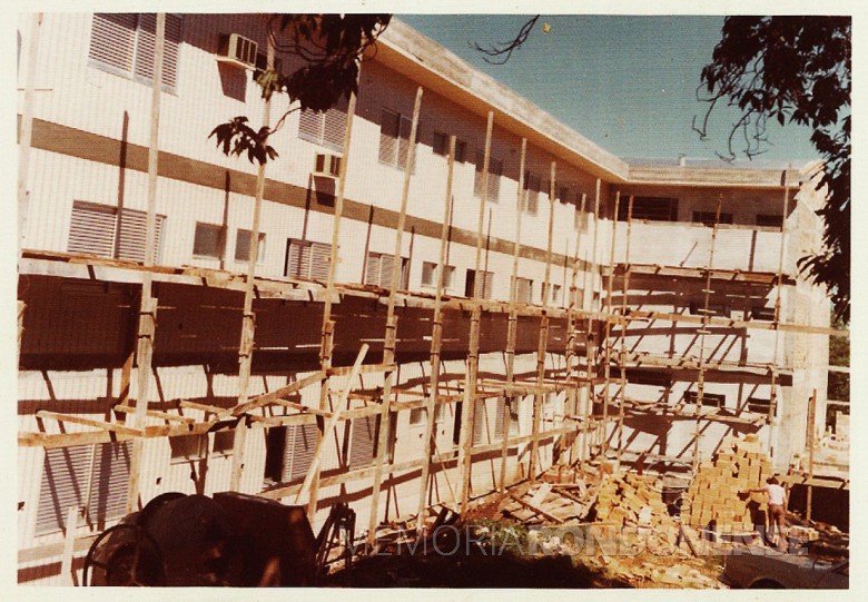 Mais um detalhe da 4ª etapa da ampliação do Hospital e Maternidade Filadélfia, em 1977.