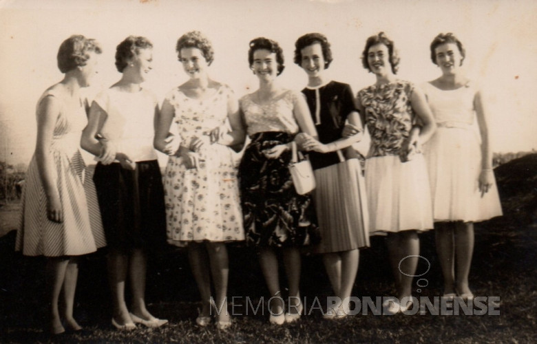 Jovens pioneiras rondonenses.