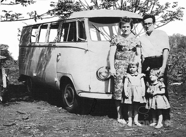 Transporte de Kombi, Raimundo Reschke e família.