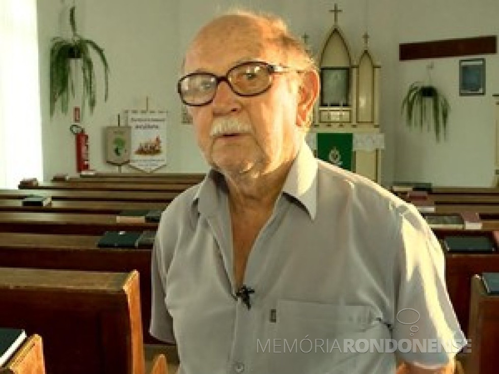 Aposentado Helmut Roll lembra de perseguição em 1942.
Imagem: Acervo G1 RBSTV