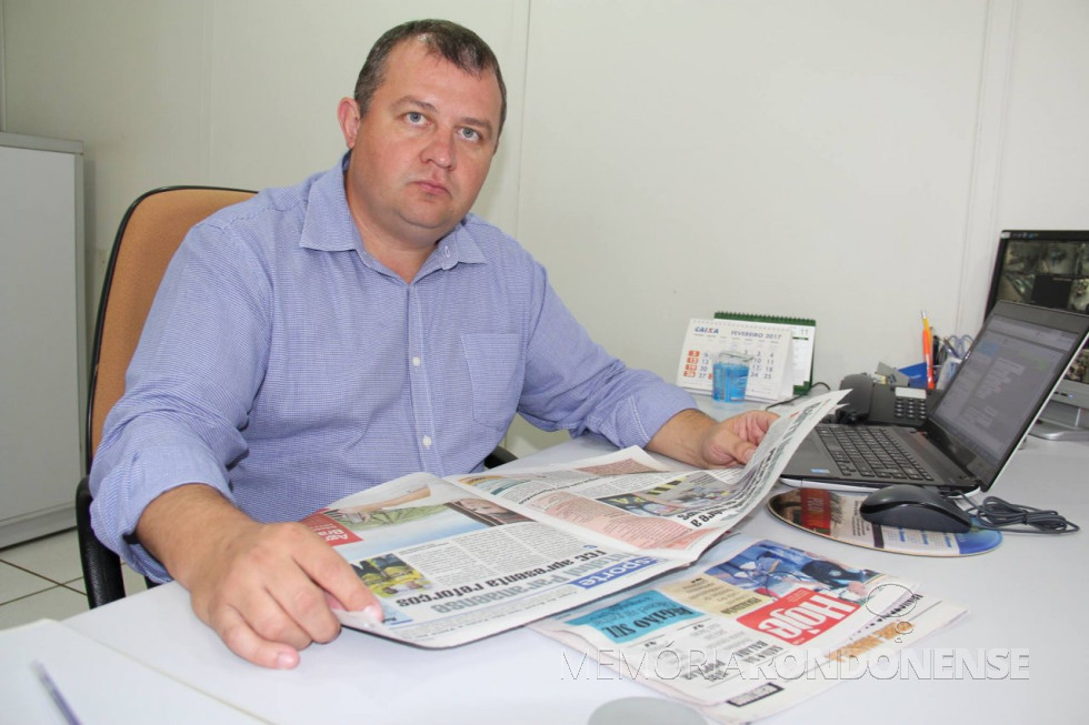 || Jornalista rondonense Jadir Zimmermann que realizou a audaciosa entrevista com o Coronel Lino Oviedo, em final de março de 2015. 
Imagem: Acervo pessoal - FOTO 10 -  
