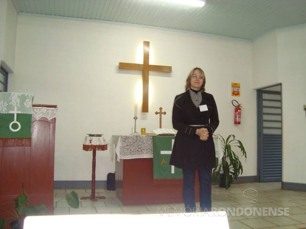 || Pastora Sisi Blind, palestrante no Dia do Sínodo da Igreja Evangélica Martin Luther, em 08 de junho de 2014. 
Imagem: Acervo www.sinodoplanalto.blog.br - FOTO 9 - 