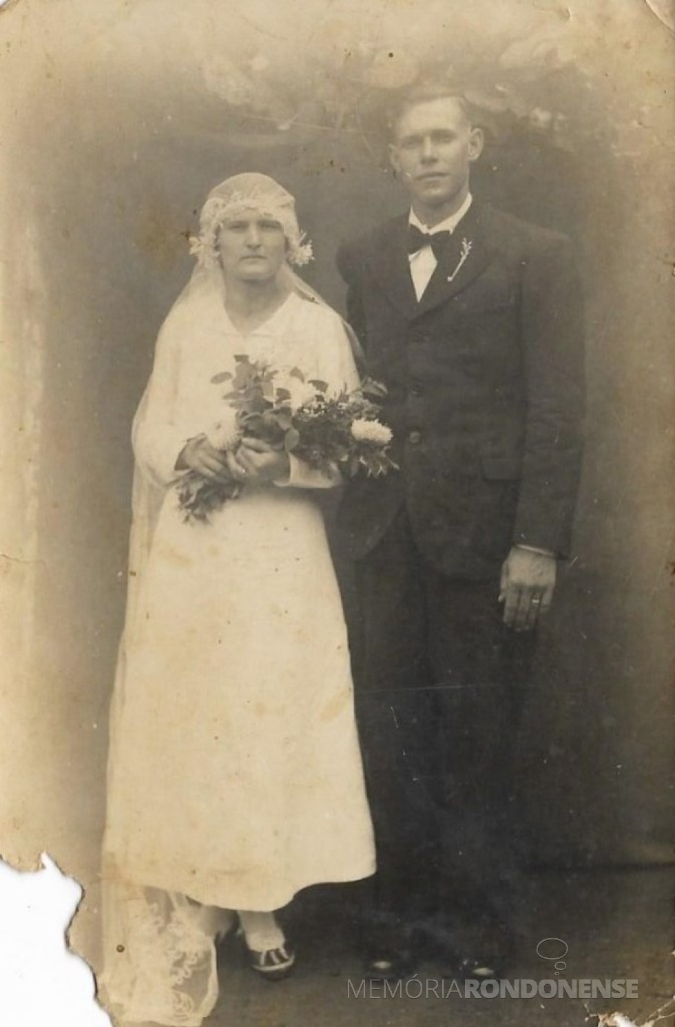 || Casal pioneiro rondonense Rosa Olga Schmidtke e Guilherme Frederico Balkau que se casou em janeiro de 1939. 
Imagem: Acervo da família - FOTO 4