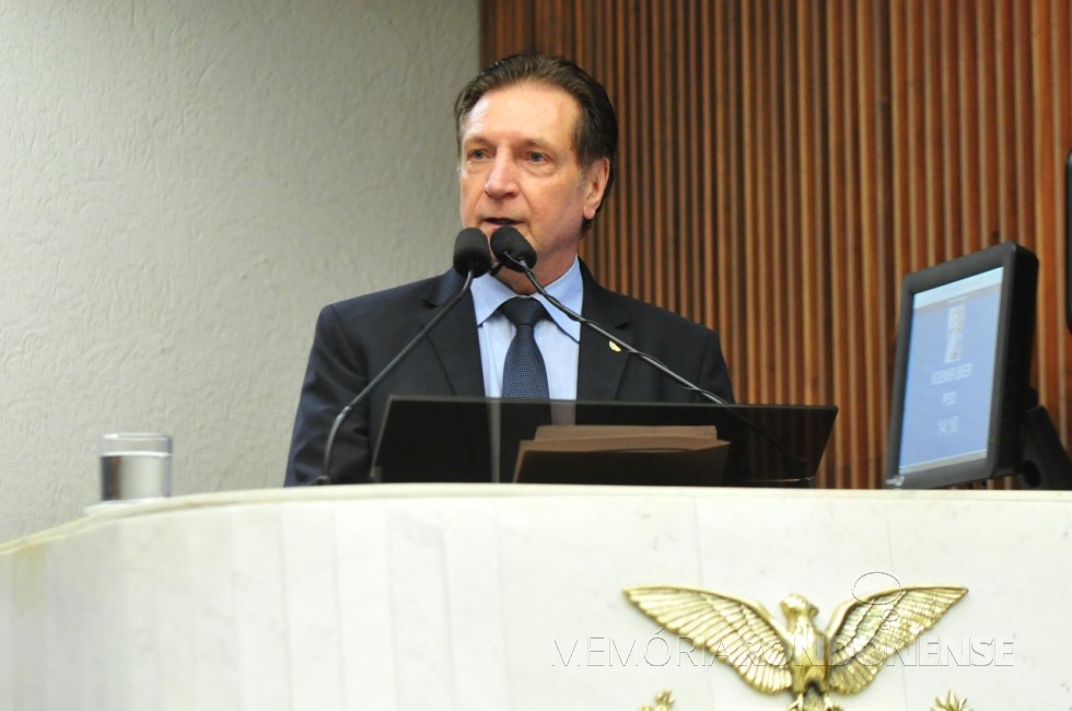 || Deputado Estadual Ademir Antonio Osmar Bier  durante o seu discurso de despedida na tribuna da Assembleia Legislativa do  Paraná, em dezembro de 2018.
Imagem: Acervo Gabinete do Deputado - FOTO 19 - 