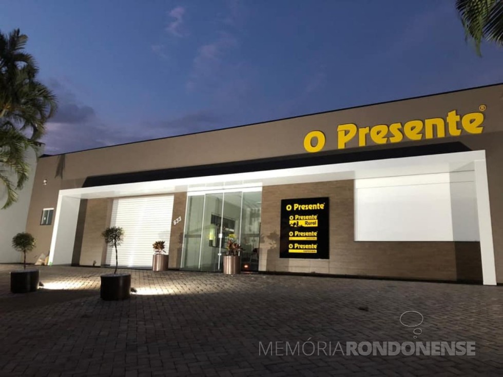 || Fachada da nova sede da Editora O Presente, em Marechal Cândido Rondon.
Imagem: Acervo O Presente  - FOTO 15 - 