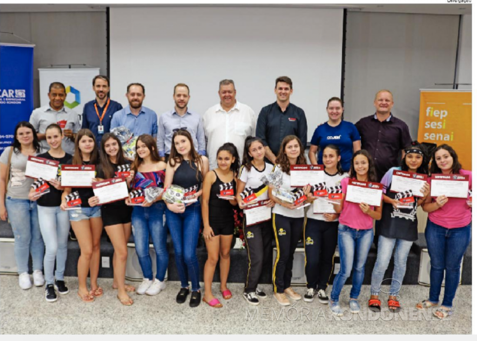 || Comissão com os vencedores do 2º Concurso de Vídeo Amador do Jovem Empreendedor, promovido pela Acimacar, em outubro de 2019.
Imagem: Acervo O Presente - FOTO 24
-