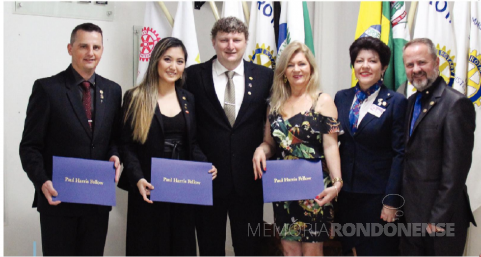 || Rotarianos Guarani homenageados, em setembro de 2019. Da esquerda à direita: Marco Luis Martini, Dione Mieko Chung, presidente Sérgio Alexandre Mundstock, Ivani Maria Herrmann, Josiane de Abreu Wiedmer e Davi Gerson Zimmermann.
Imagem: Acervo O Presente - FOTO 33 -