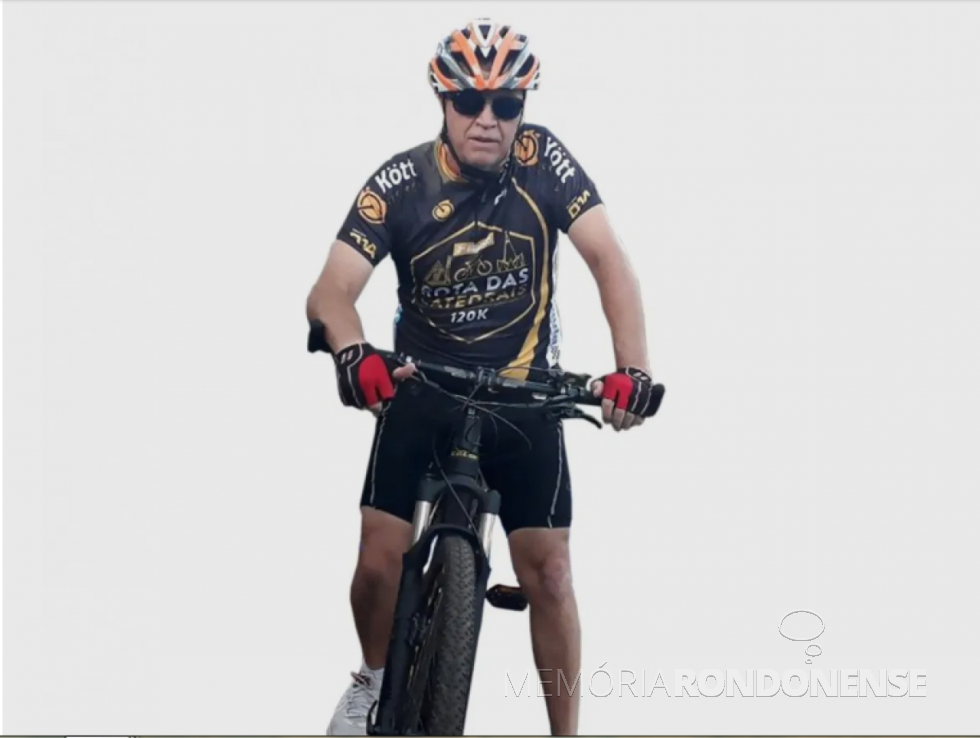 || Ciclista rondonense Walmor Buche que em 2019 percorreu 18.481 quilômetros de bicicleta.
Imagem: Acervo pessoal - FOTO 20 -