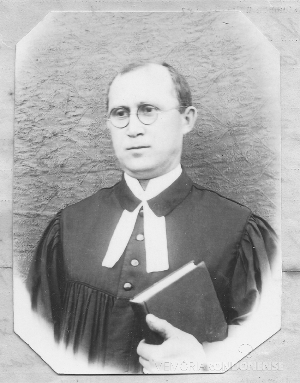 || Reverendo José Beck, primeiro pastor da Igreja Evangélica Luterana do Brasil (IELB) a ser instalado no Estado do Paraná.
Imagem: Acervo IELB - FOTO 2 - 