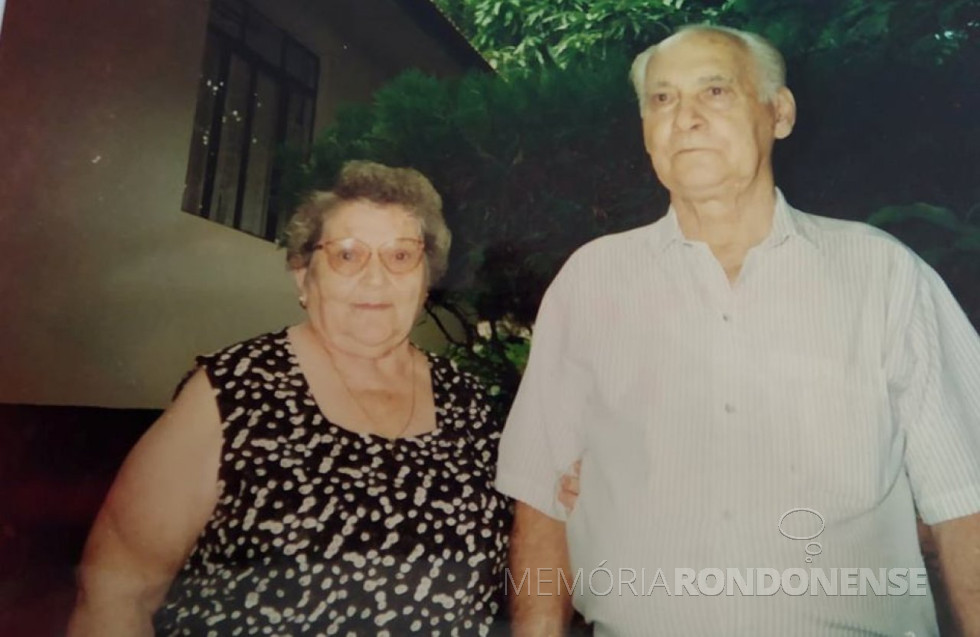 || Pioneiro Alberto Méier (alterado de Meier, por erro do cartorário) com a esposa Elisa Hertha Rehfeld, ele falecido em março de 1997.
Imagem: Acervo Sérgio Gilberto Meier - FOTO 1 -