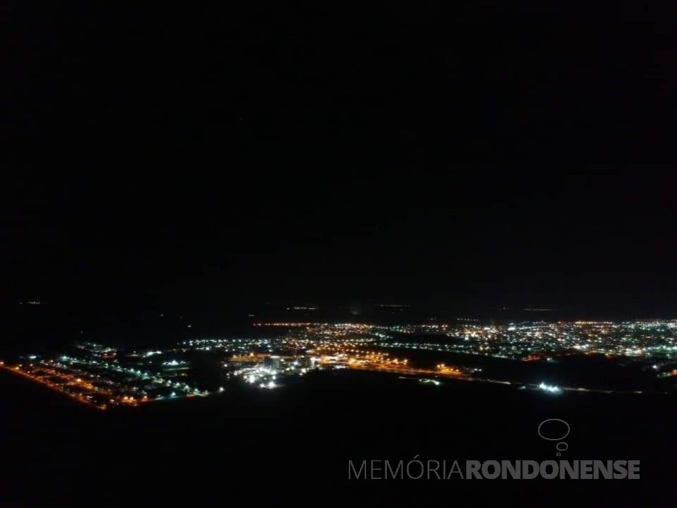 || Vista noturna da cidade de Marechal Cândido Rondon.
Imagem: Acervo Cristiane Priesnitz - FOTO 41 -