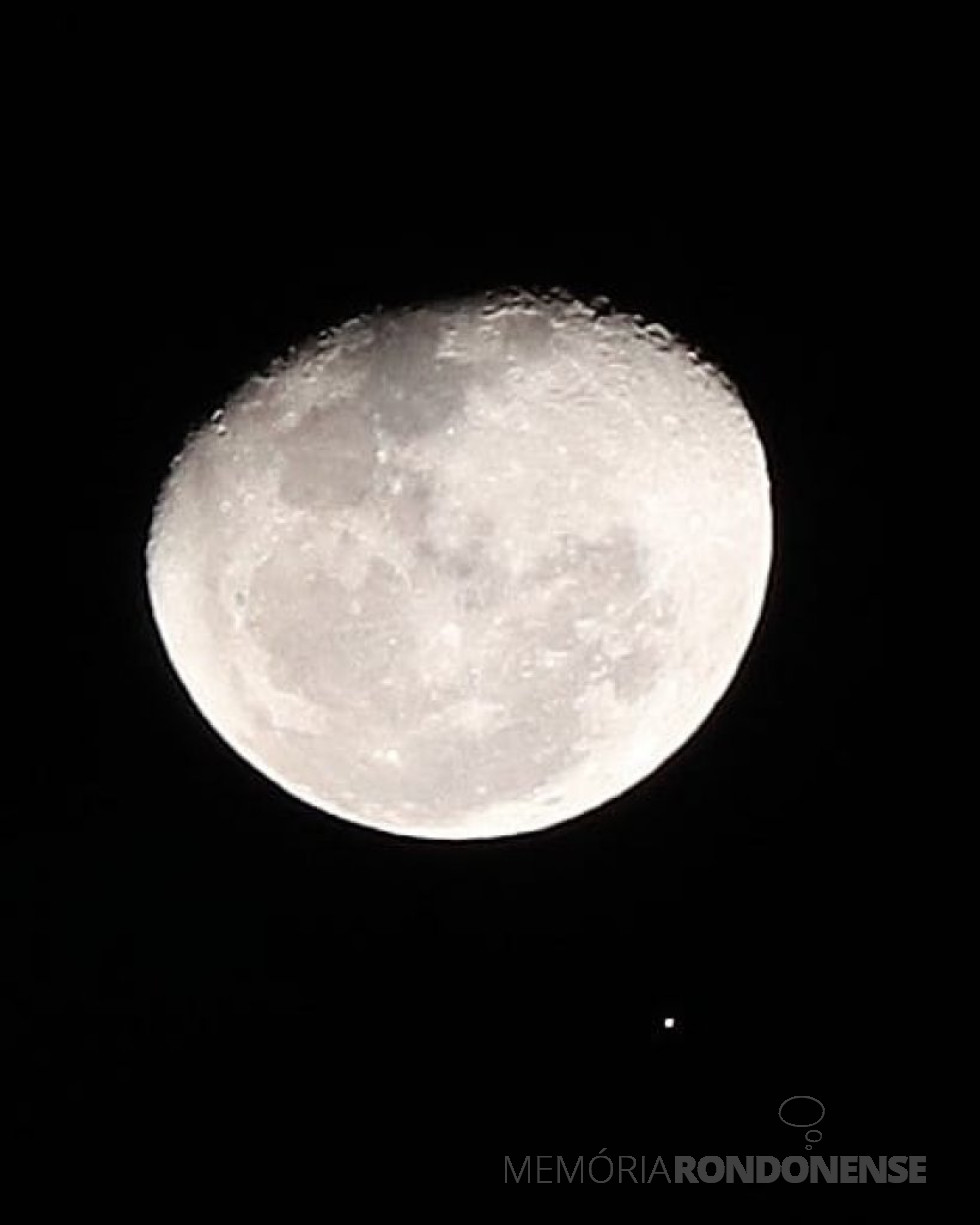 || Planeta Marte ( pequeno ponto luminoso)