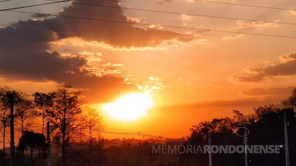|| Pôr do sol na cidade de Marechal Cândido Rondon, no dia 05 de setembrop de 2020.
Imagem e crédito: Márcio Cerny - FOTO 10 -