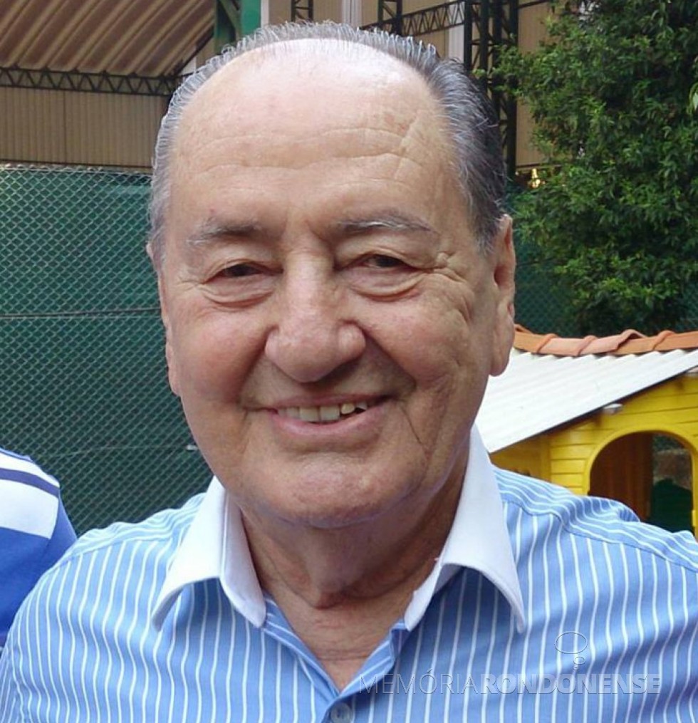 || Cascavelense André Heitor Costi, ex-proprietário do jornal O Paraná, falecido em outubro de 2020.
Imagem: Acervo Preto & Branco - FOTO 16 - 

