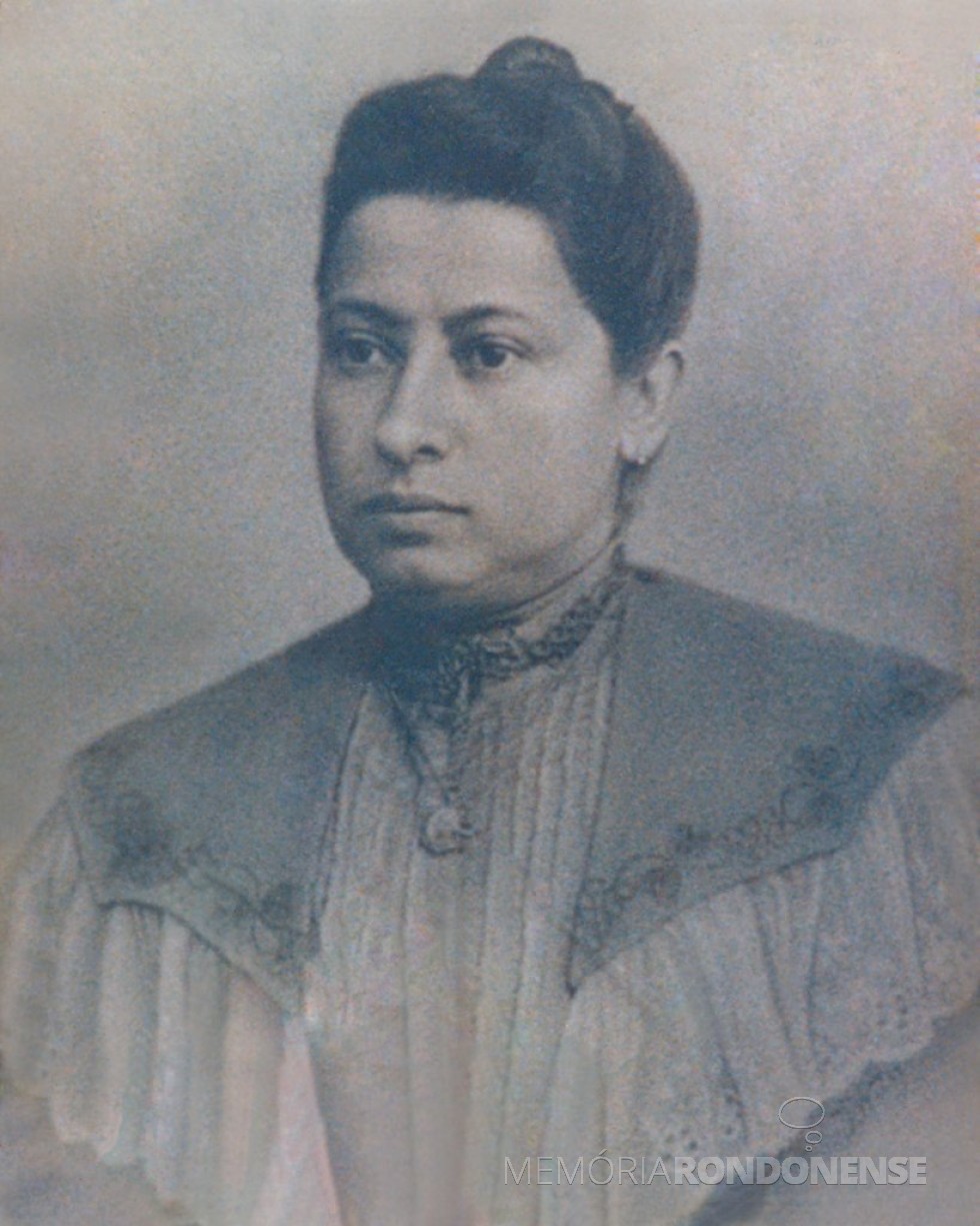 || Professora Júlia Vanderley Petrich, primeira mulher nomeada para uma função pública no Estado do Paraná. 
Imagem: Acervo SEED (Curitiba) - FOTO 2 -