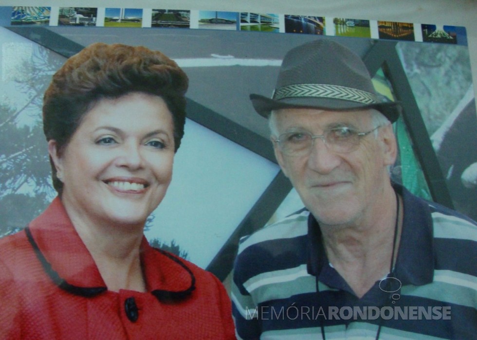 || Alcino Biesdorf, presidente do Sindicato dos Trabalhadores Rurais de Marechal Cândido Rondon, com a ex- presidente da República, Dilma Rouseff, durante encontro em Brasília, em março de 2013. 
Imagem: Acervo pessoal - FOTO 7 - 