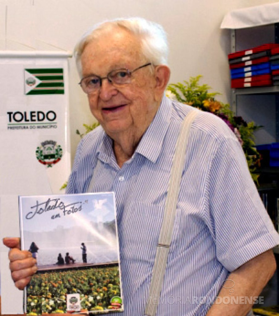 || Pioneiro toledano* Ondy Helio Niederauer. 
* É o gentílico de quem nasce ou mora na cidade de Toledo (PR).
Imagem: Acervo Projeto Memória Rondonense - FOTO 2 -